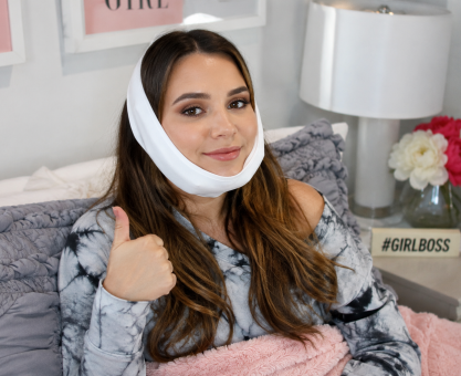 Rosanna Pansino recovering from jaw injury after fall