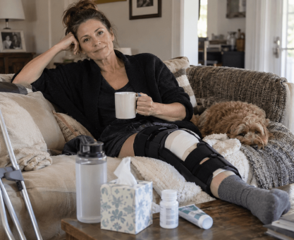 Actress recovering from fractured kneecap after cold plunge accident